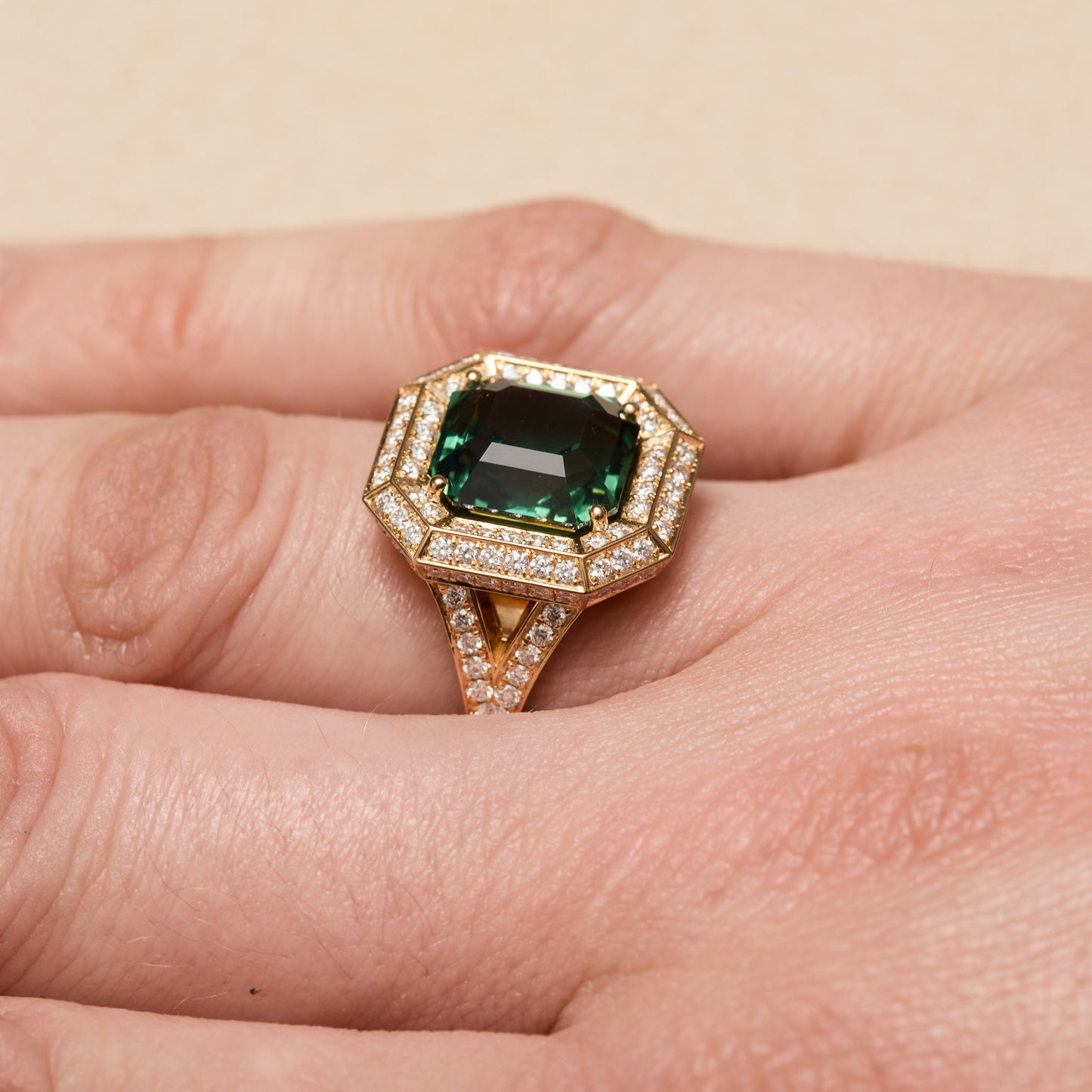 Bague Jaffna Art Déco - Saphir Teal 6.05 carats