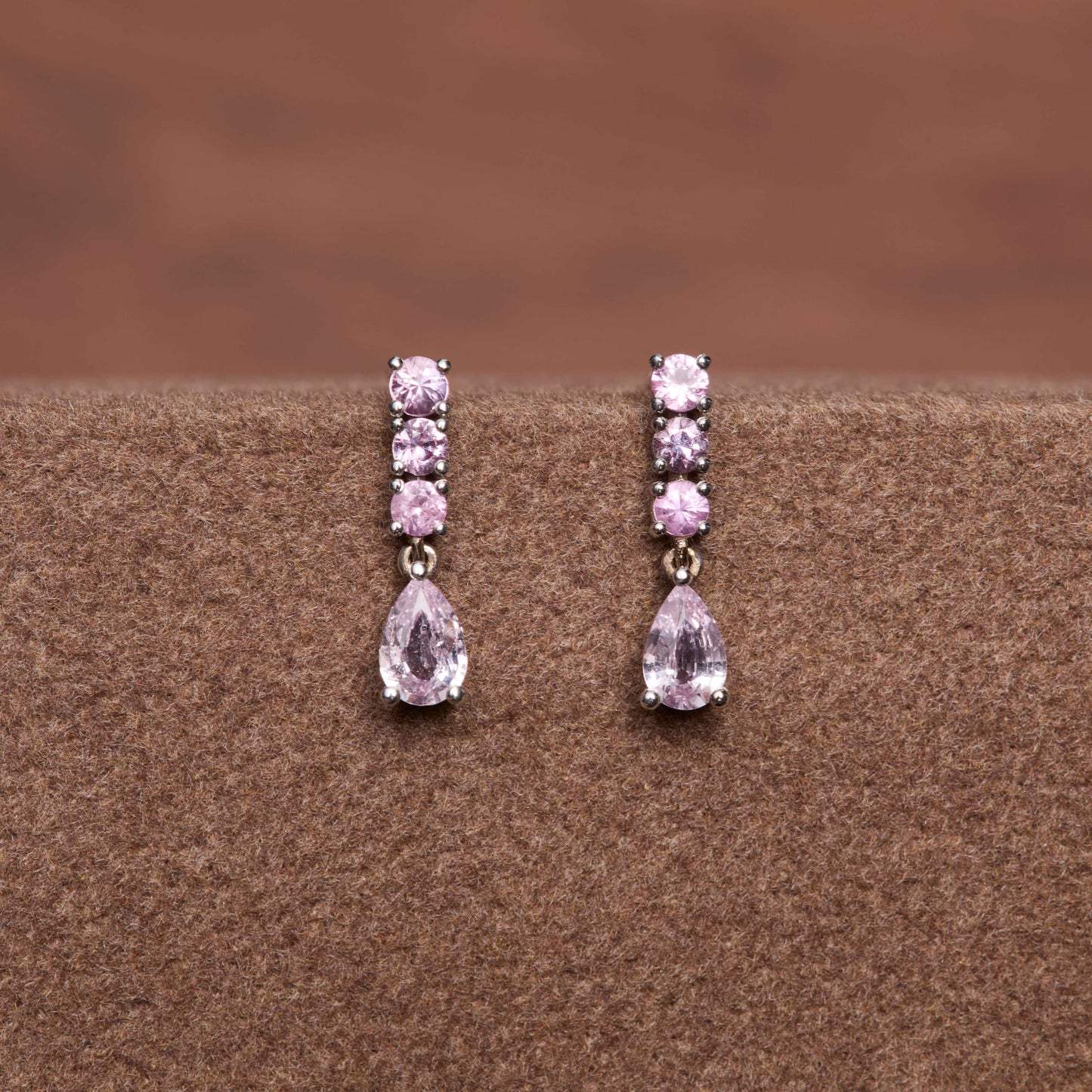 Boucles d'oreilles - Saphirs Roses 0.79 carats