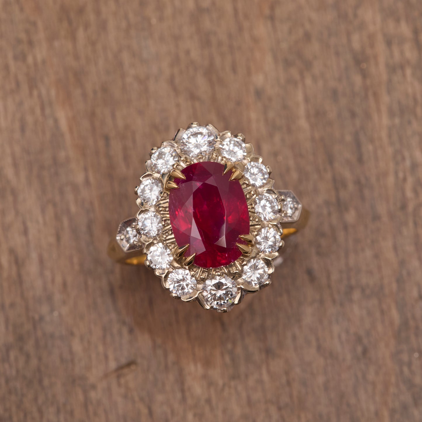 Bague Pompadour Rubis 3.48 carats