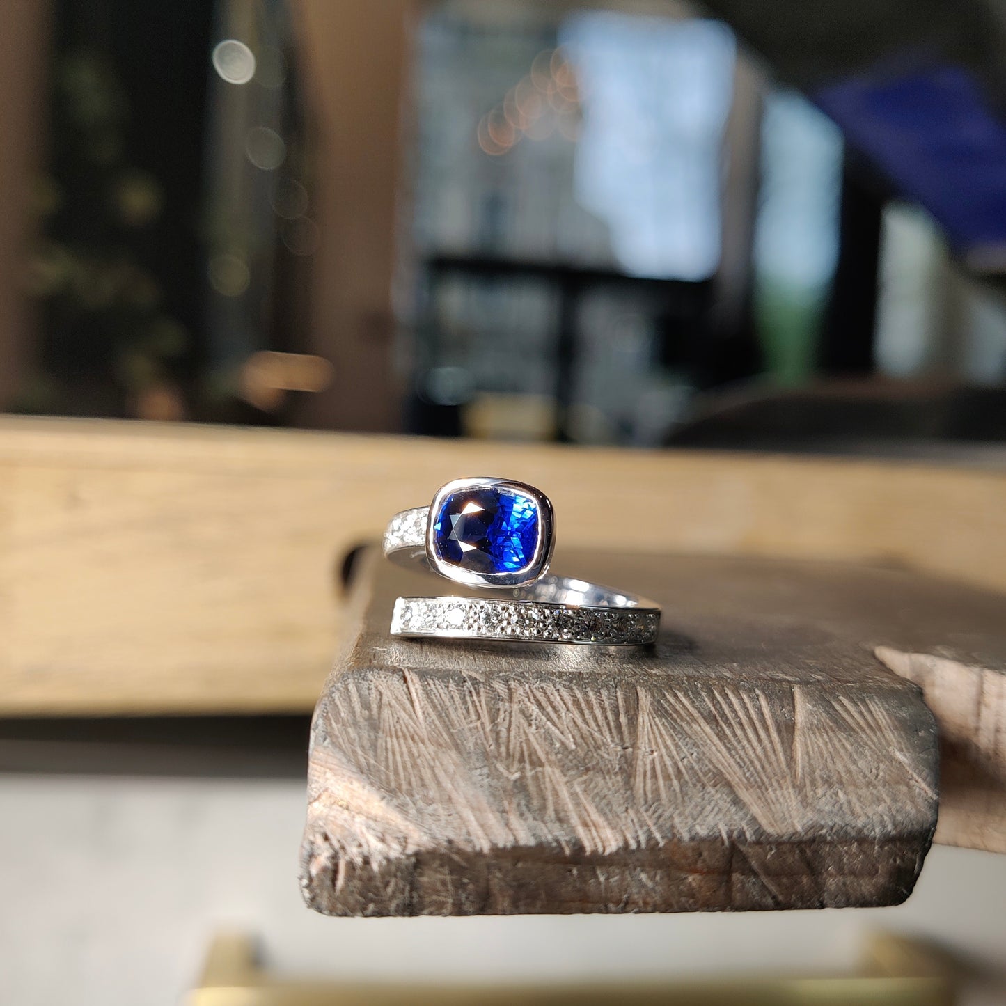 Bague Mirissa - Saphir Royal Blue 1.79 carats