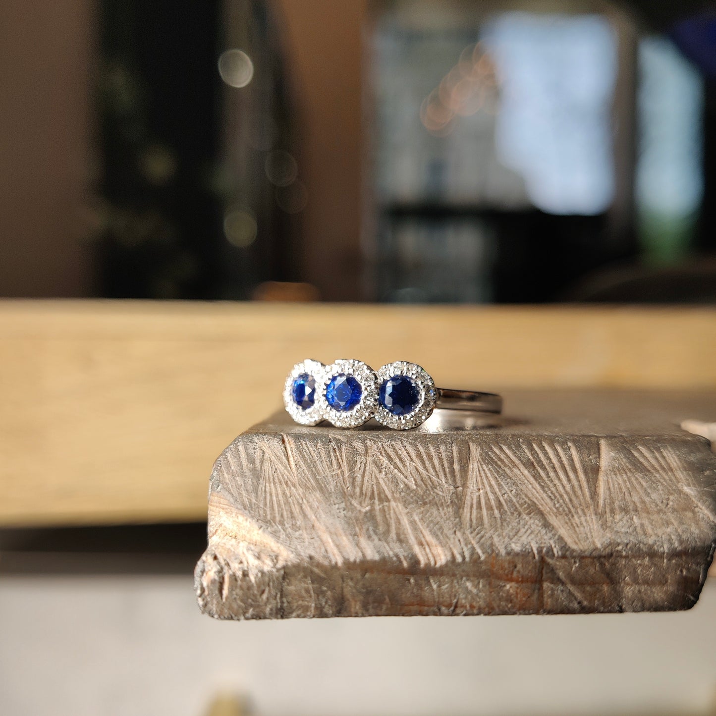 Bague Trio - Saphir Royal Blue 0.64 carats