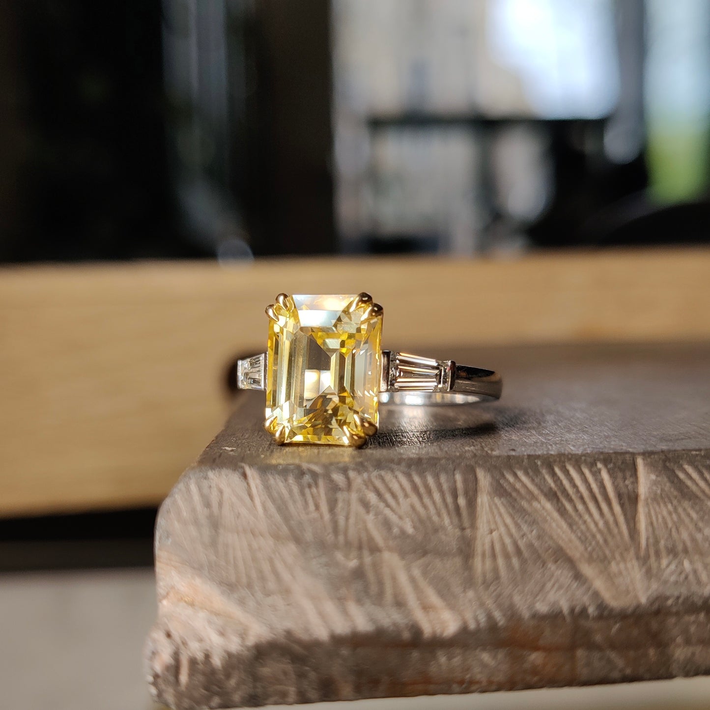 Bague Art Déco - Saphir Jaune 5,04 carats